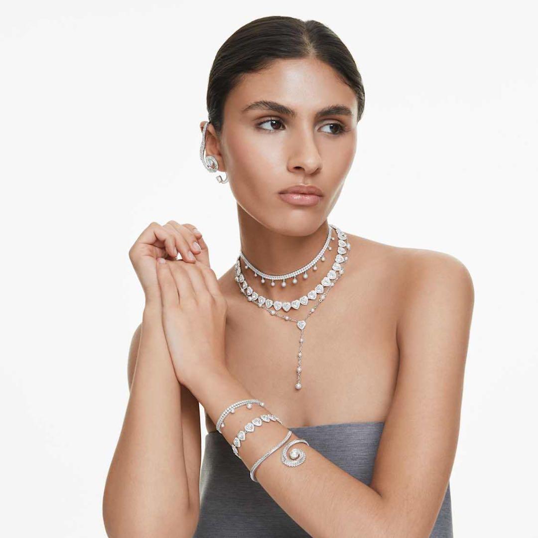 Ariana Grande x Swarovski ネックレス ミックスカット