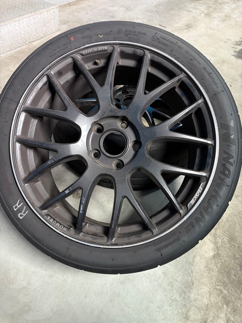 RAYS HOMURA 18インチ　8J タイヤCRS225/40R18