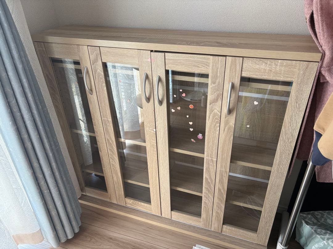 ナチュラルウッド ガラス扉本棚【受取りに来れる方に譲り】