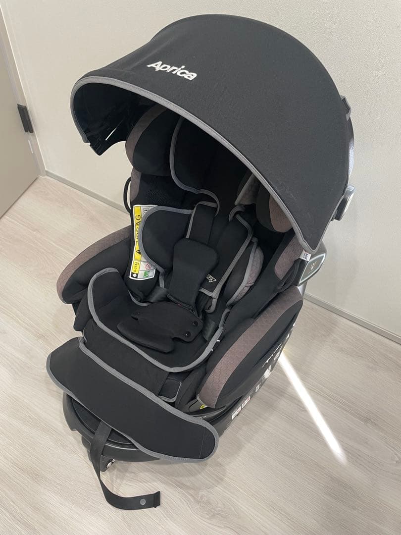 Aprica アップリカ ISOFIX 360° セーフティ　チャイルドシート