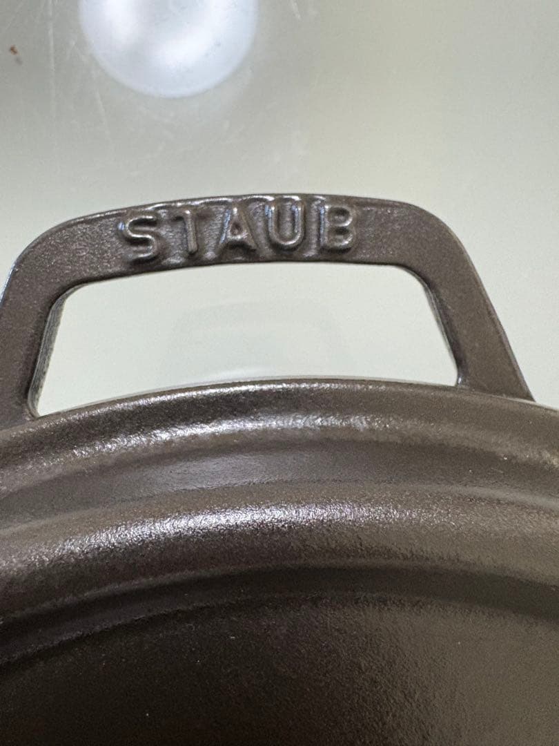 staub ストウブ 「 ピコ ココット ラウンド ブラック 26cm