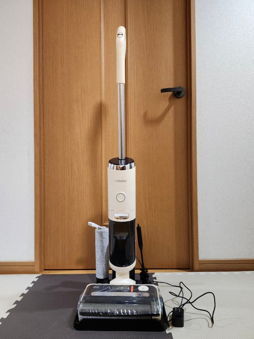 ミンドーアクアエックス　クリーム色