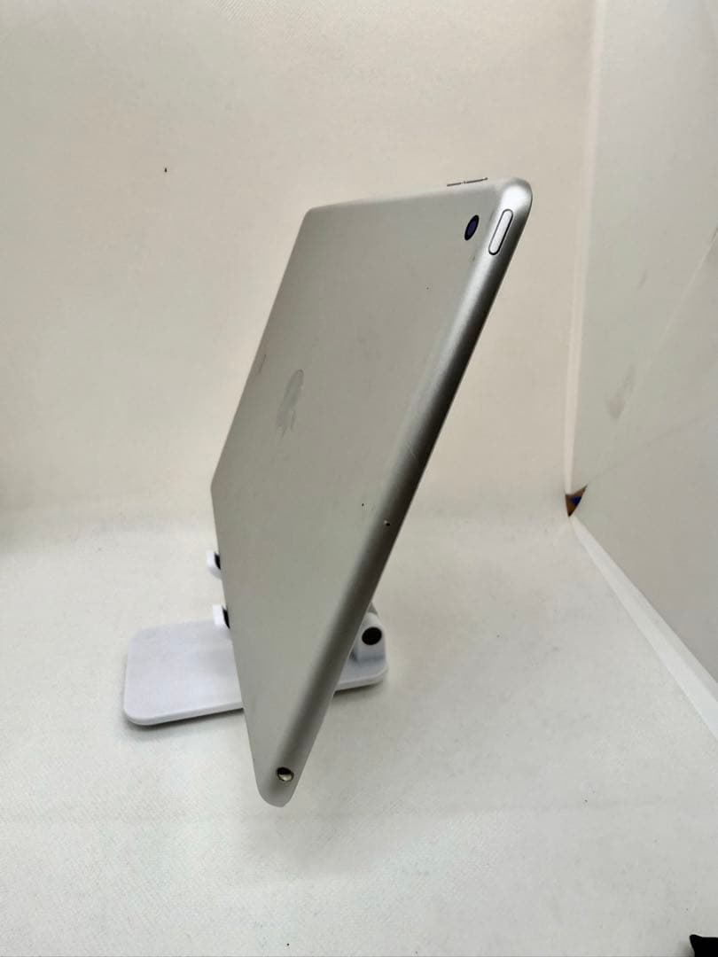 Ipad第8世代32GB Wi-Fimモデル2Q1GD