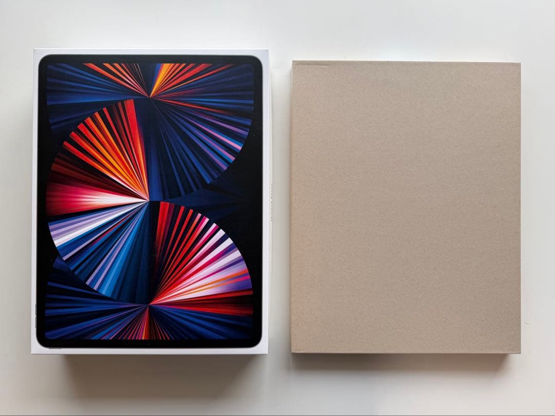 【交換品新品】iPad Pro 12.9 第5世代 256GB スペースグレイ