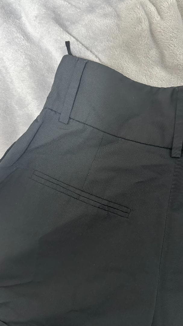 VALENTINO Aライン　ショートパンツ