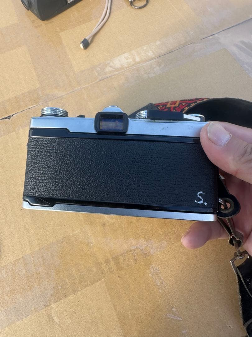 OLYMPUS OM-1 一眼レフカメラ 50mmレンズ付き