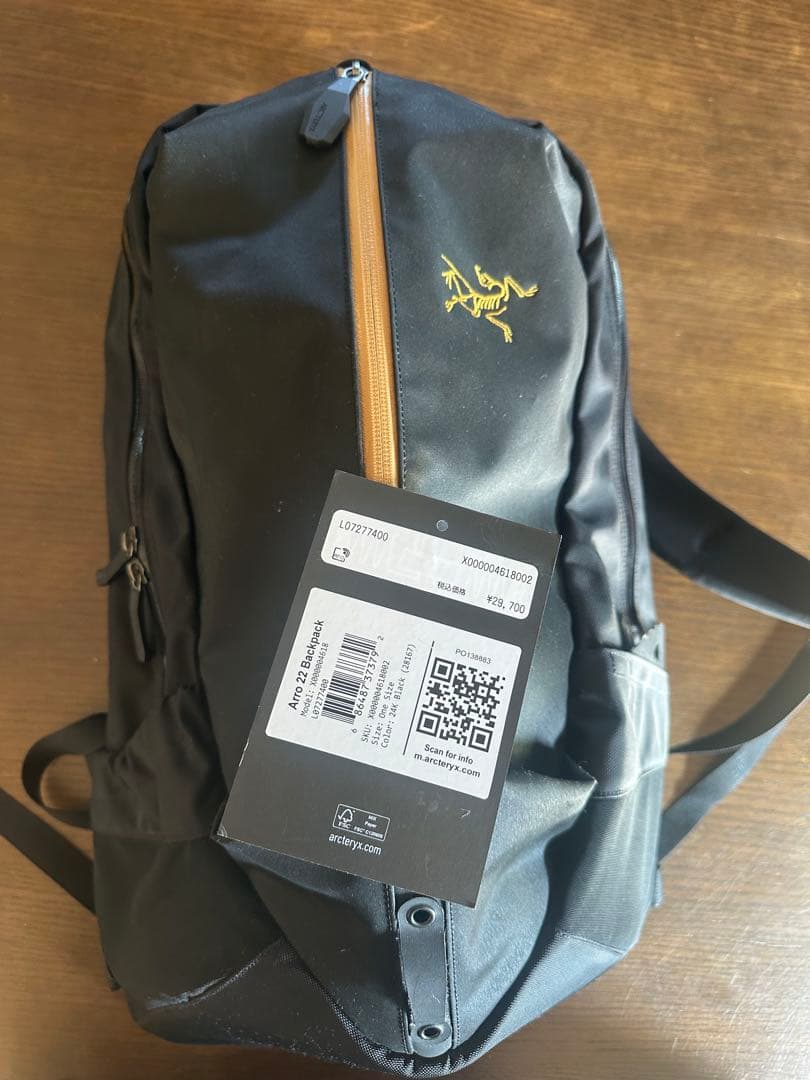 ARC'TERYX arro22 BLACK 国内正規品　現行モデル