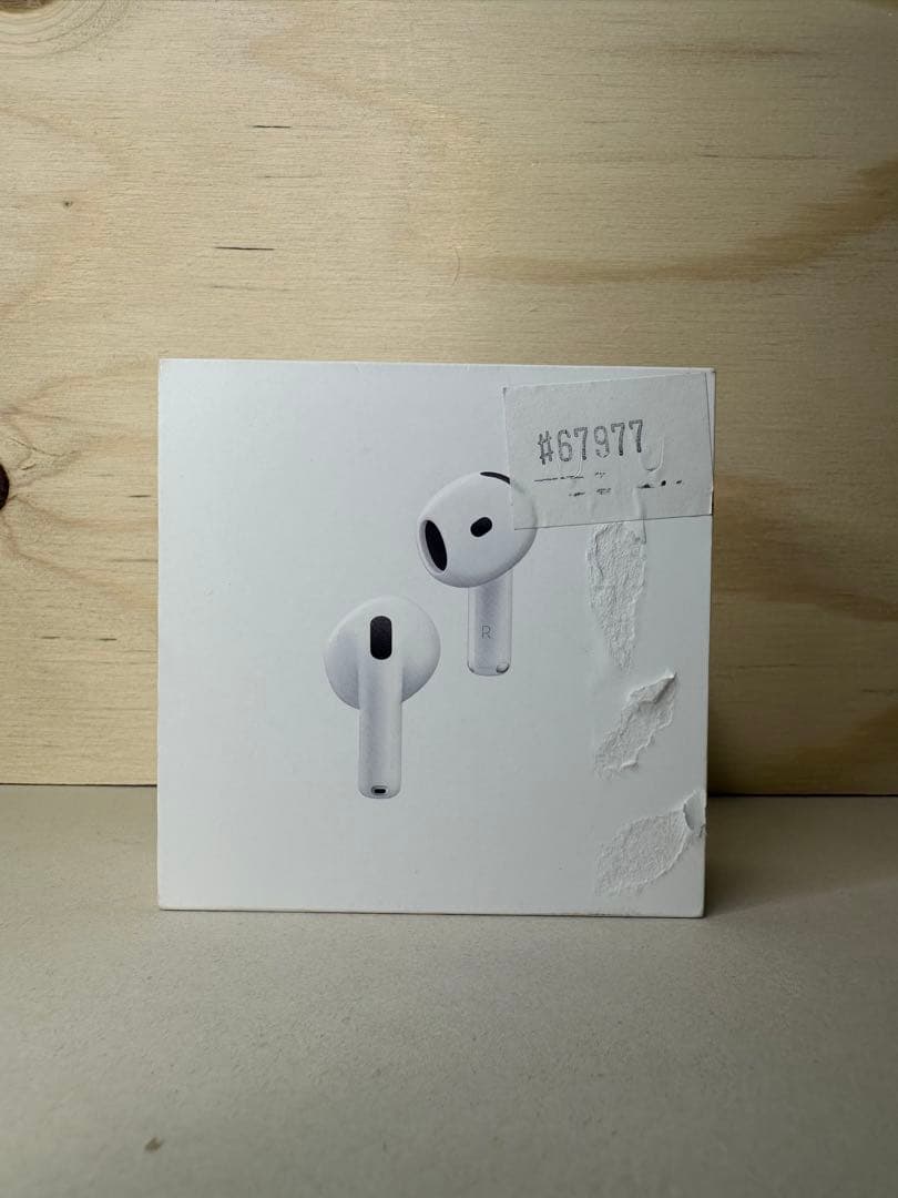 【極美品】AirPods 4 ANC搭載モデル MXP93J/A 9H2JX