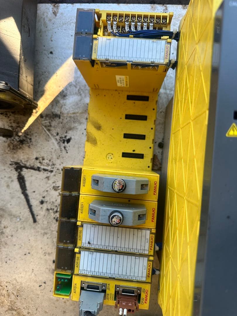 FANUC 21i-T 制御装置 モニター付き