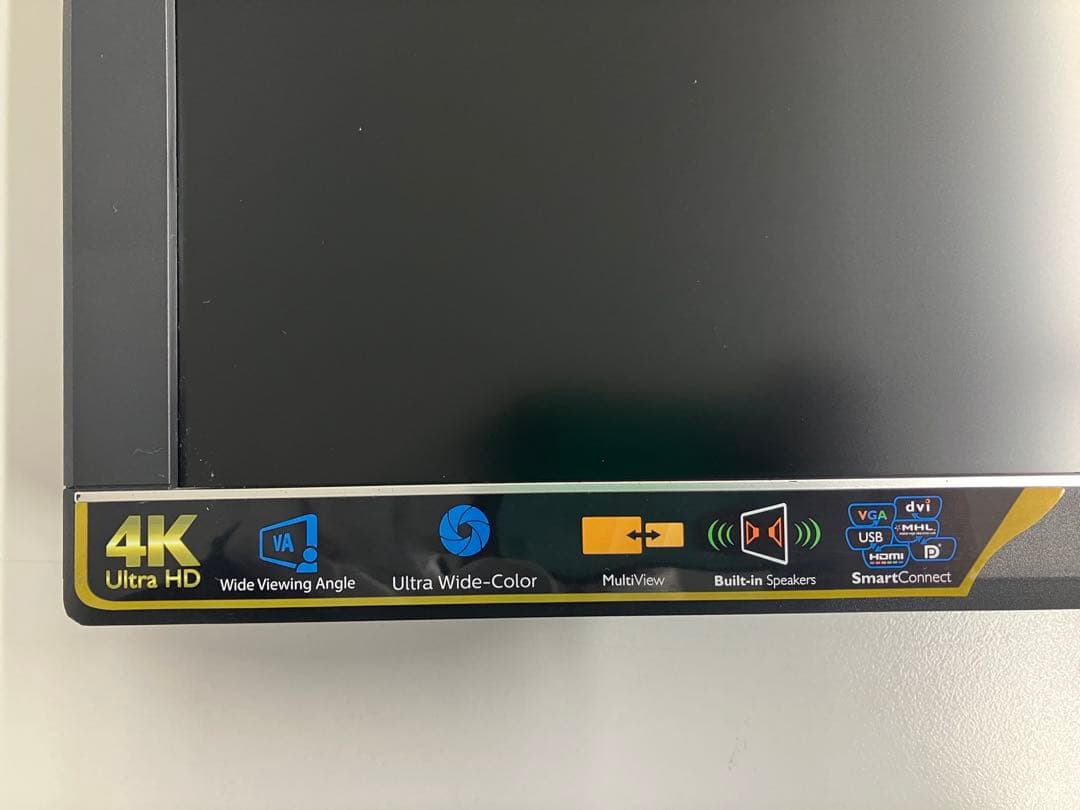 フィリップス 32型 Philips 4K UltraClear モニター 本体