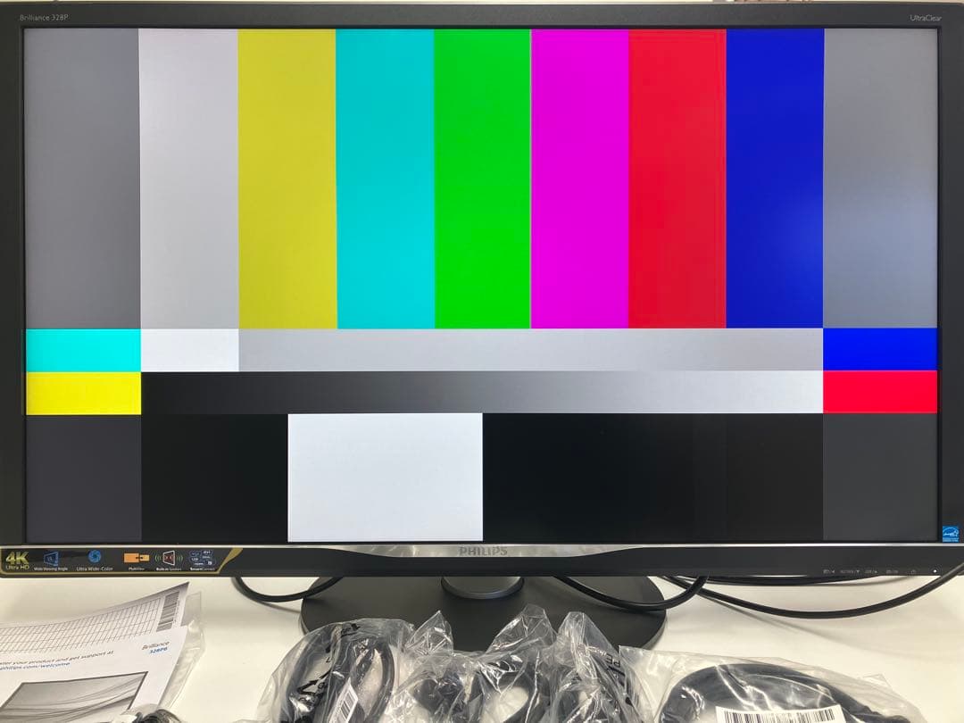 フィリップス 32型 Philips 4K UltraClear モニター 本体