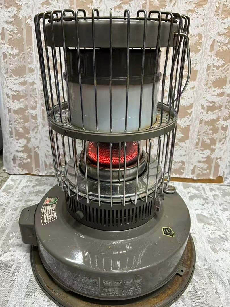 円筒形ストーブ グレー 金属ガード付き