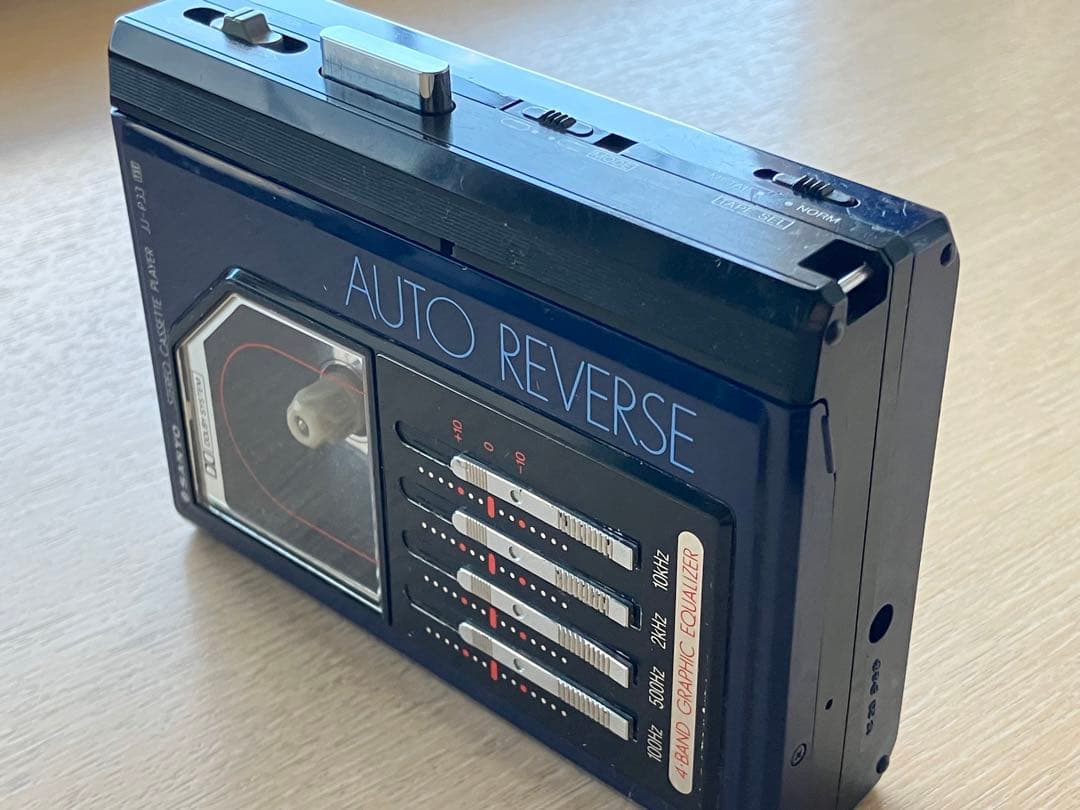 カセットプレーヤー　(ジャンク)