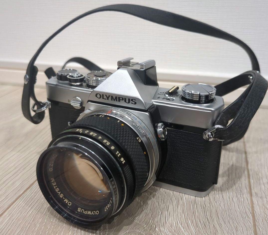 オリンパス　カメラ　OM-1　OLYMPUS