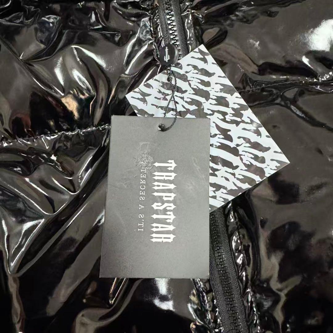 新品 TRAPSTAR 光沢ブラック ダウンジャケット Lサイズ u