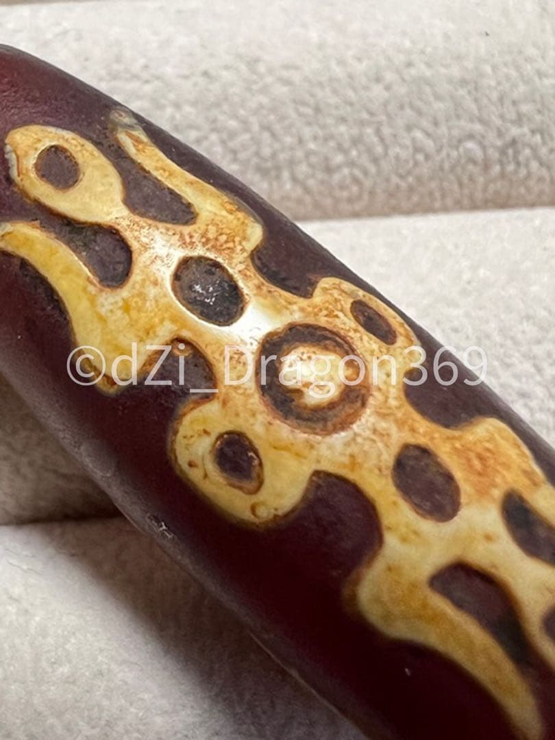 【一点限り】dZI ジービーズ 西蔵 赤瑪瑙 彫刻 金剛杵六字真言天珠