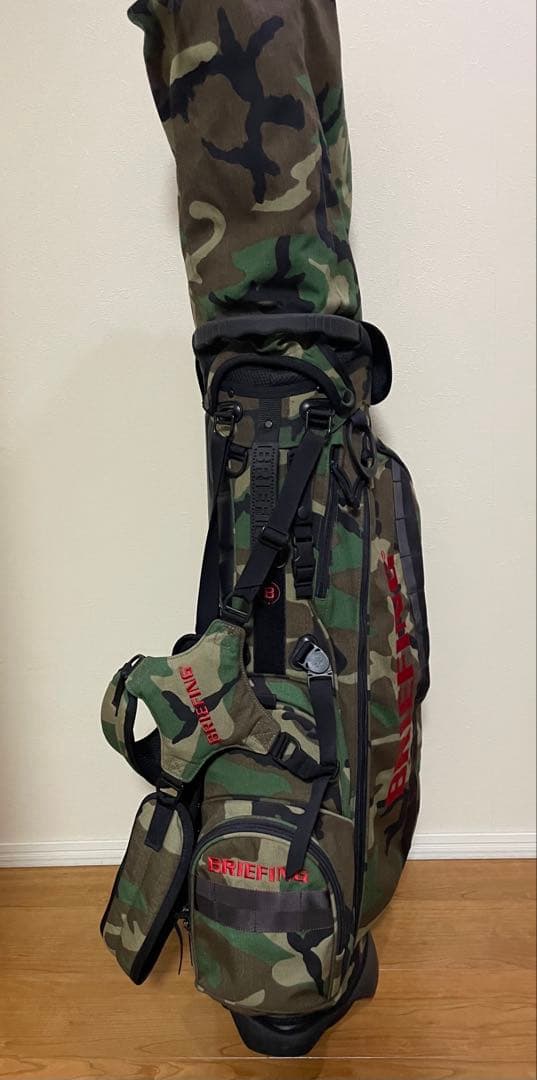 ブリーフィング　CR-4♯02スタンド9.5型