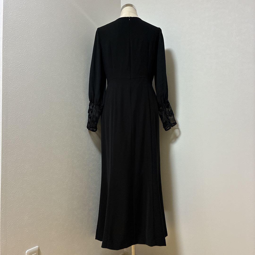 kaeneカエン　ブラック　喪服・慶弔両用　エンブロイダリースリーブ　ドレス