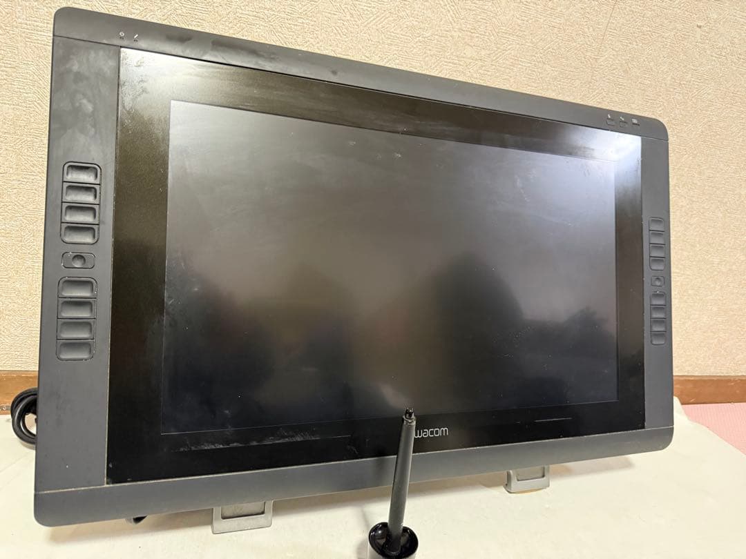 Wacom Cintiq 22HD DTK-2200/K 液晶ペンタブレット