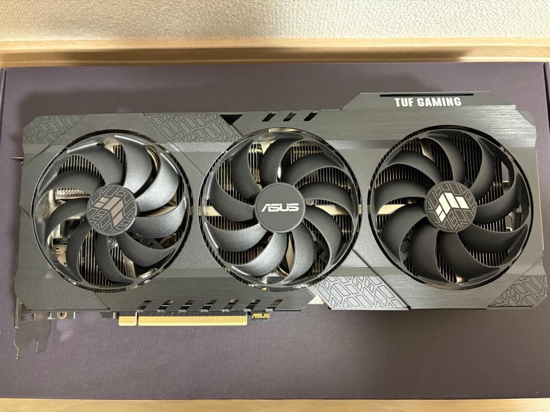ASUS TUF Gaming GeForce RTX 3060Ti　ステイ付き