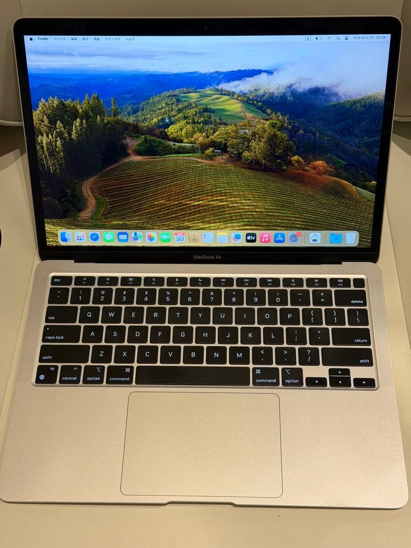Apple MacBook Air (M1, 2020) シルバー本体 US