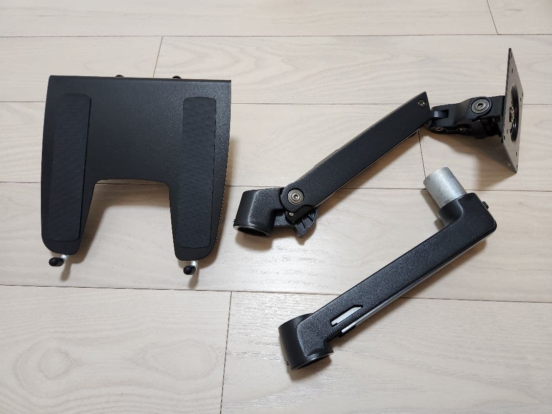 エルゴトロン 追加用モニターアームとノートブックトレー