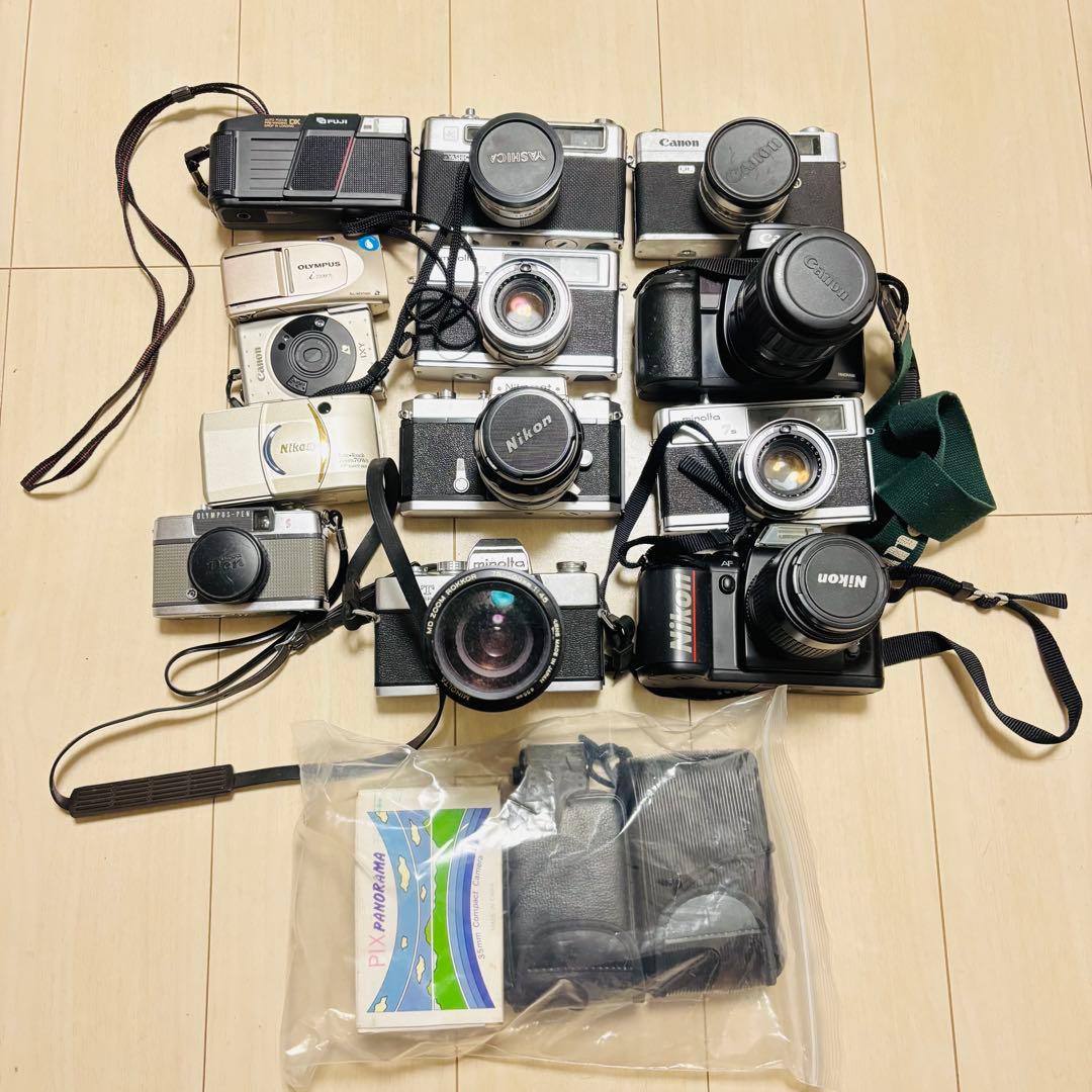 フィルムカメラとビデオカメラセット