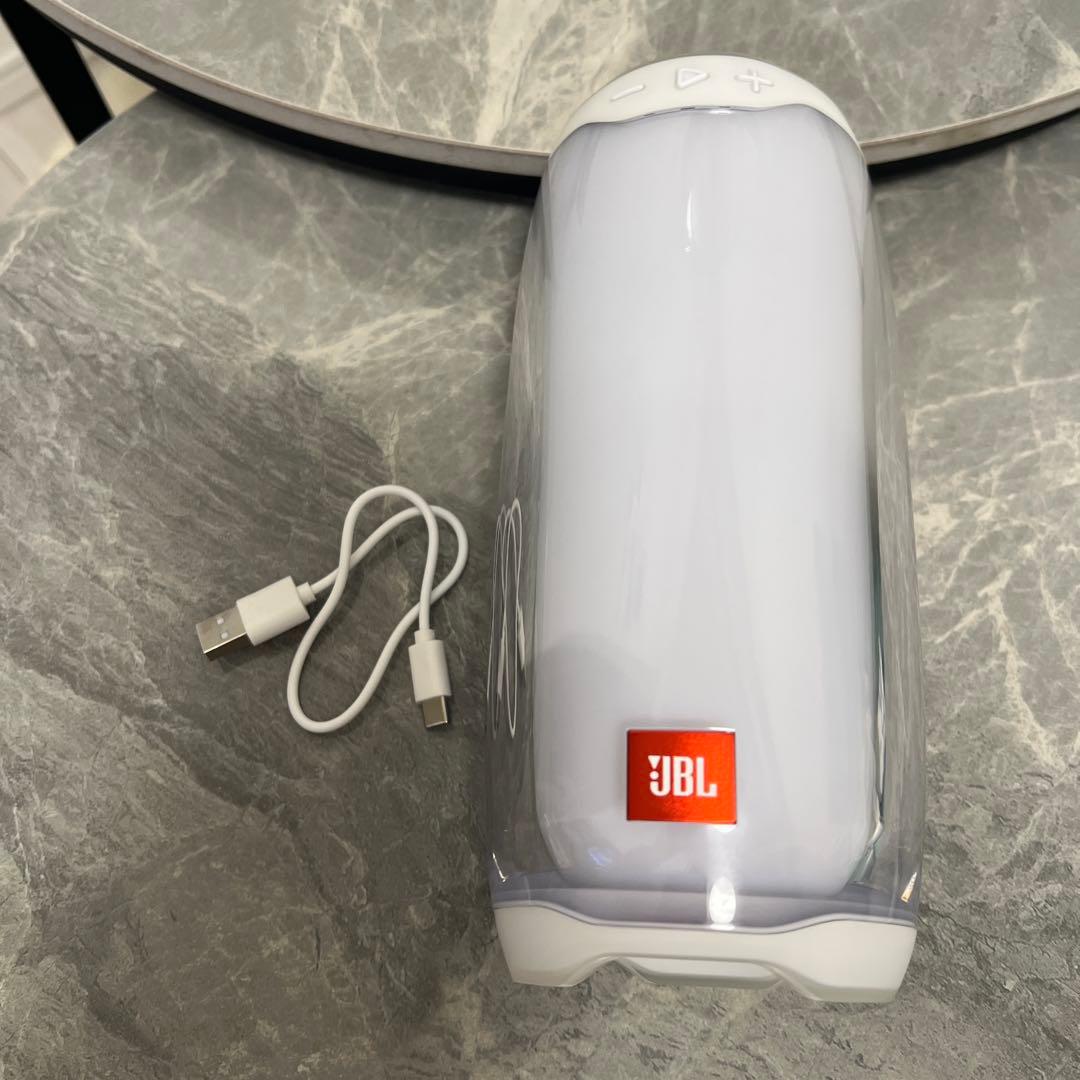 JBL PULSE 4 Bluetoothスピーカー ホワイト