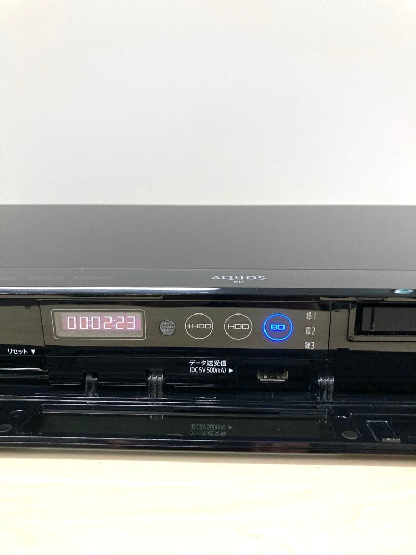 めっちゃ綺麗　1TB３チューナー シャープ　AQUOS BD-T 1800