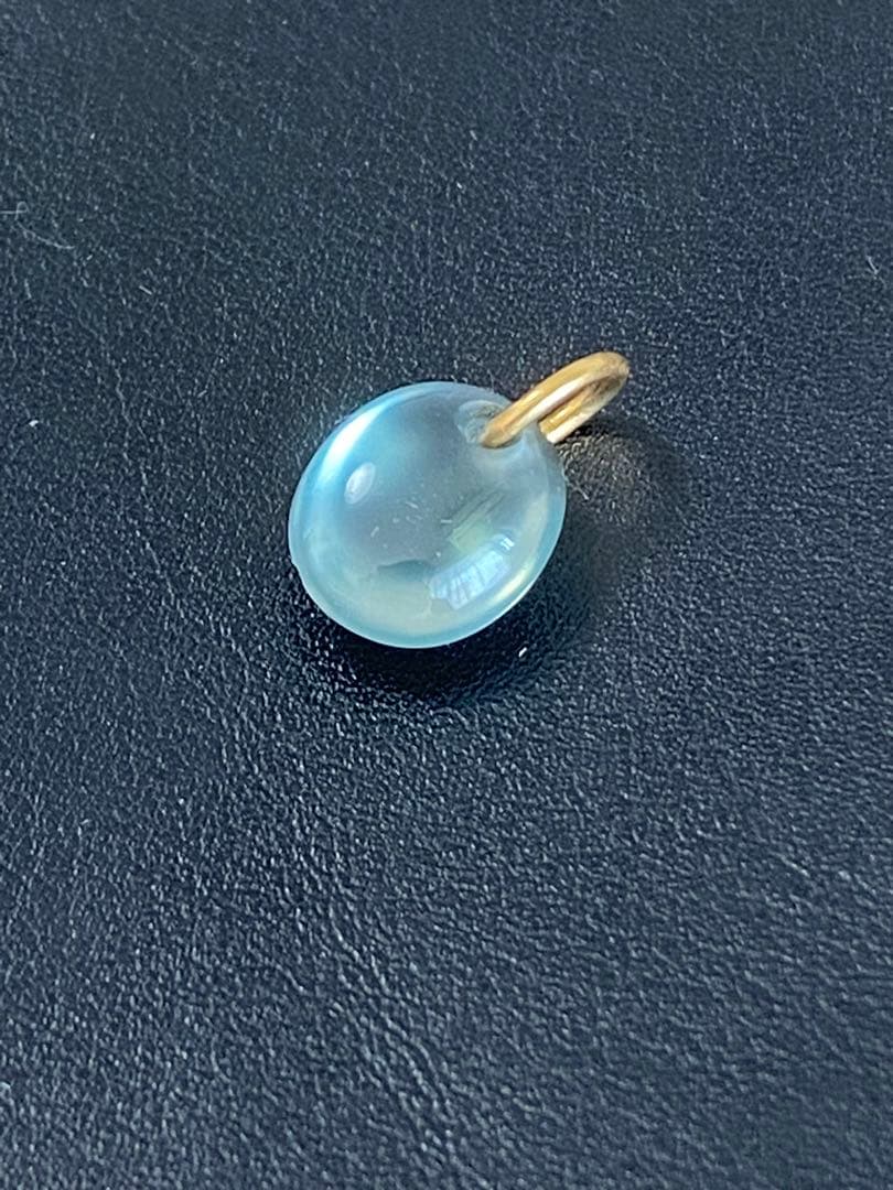 ペンダントチャーム ハリックァ プレナイト ナミビア産 K18