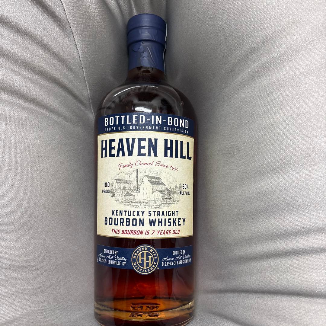 HEAVEN HILL バーボン　ウイスキー　750ml
