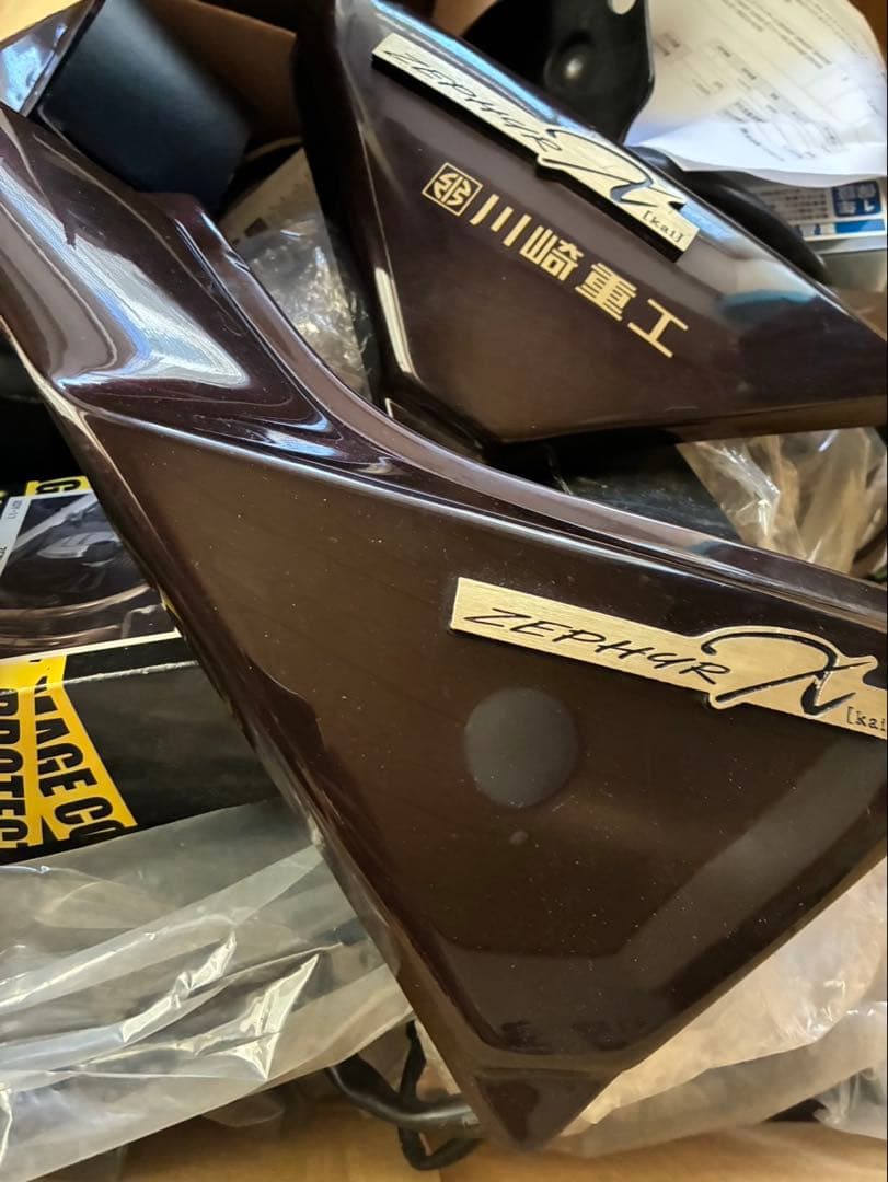 早い者勝ち　Kawasaki zephyrX 400 ファイナルエディション外装