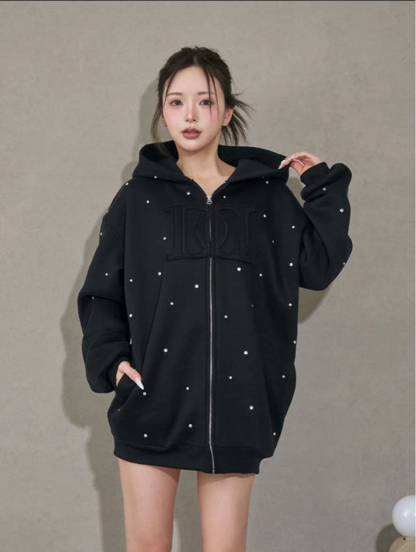 DDロゴビジュージップパーカー　ブラック