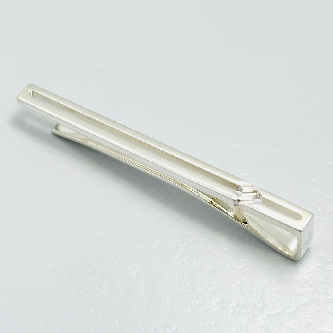 GUCCI　インフィニティ　ノット　シルバー　ネクタイピン　Ag925