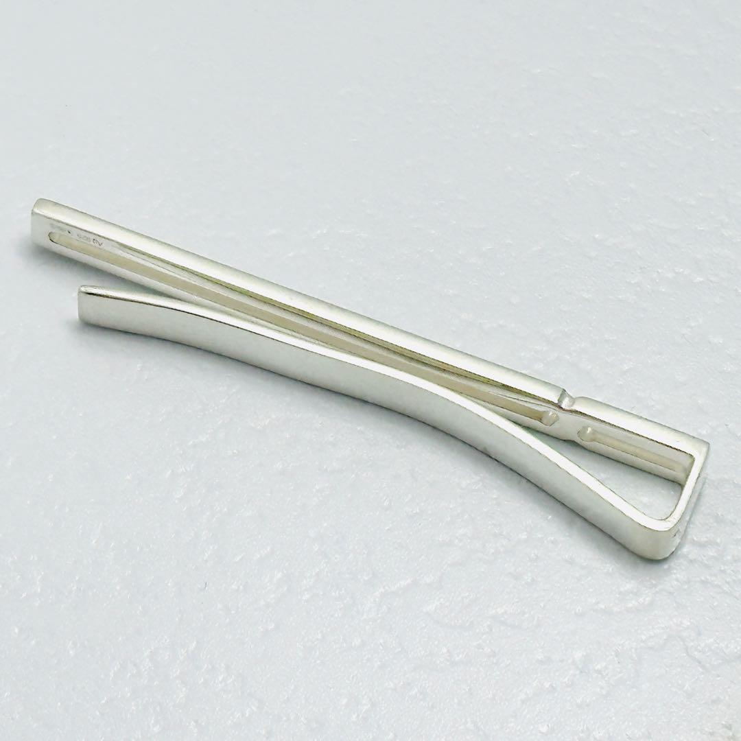 GUCCI　インフィニティ　ノット　シルバー　ネクタイピン　Ag925