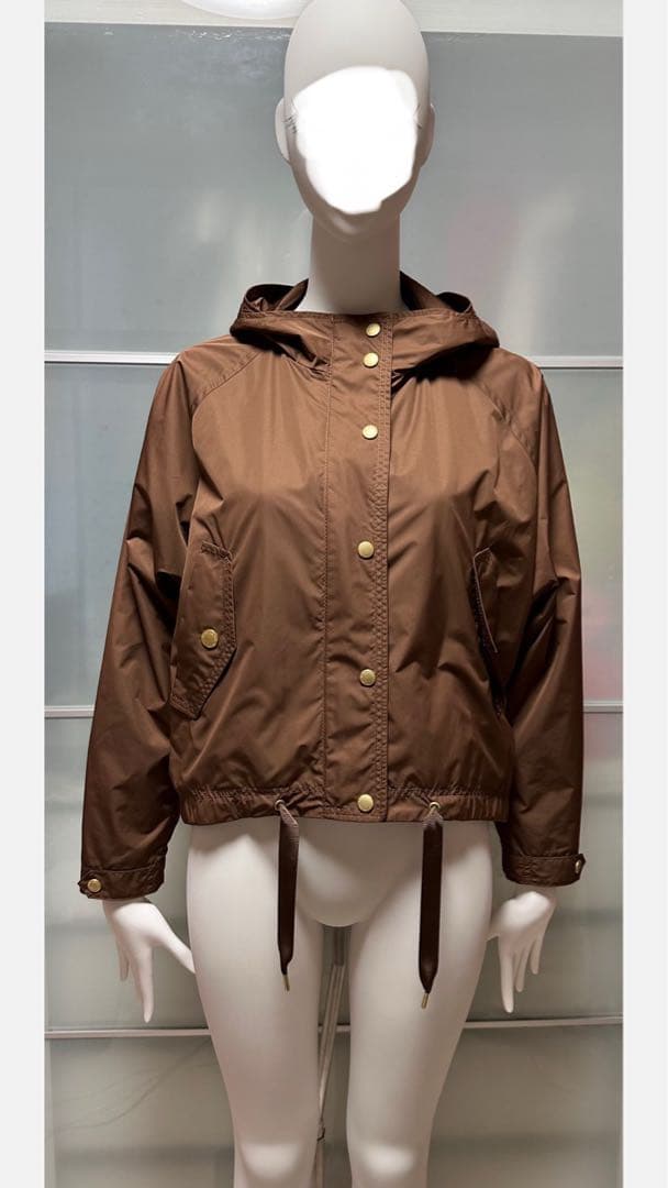 【BLUE LABEL CRESTBRIDGE】フード付きブルゾン