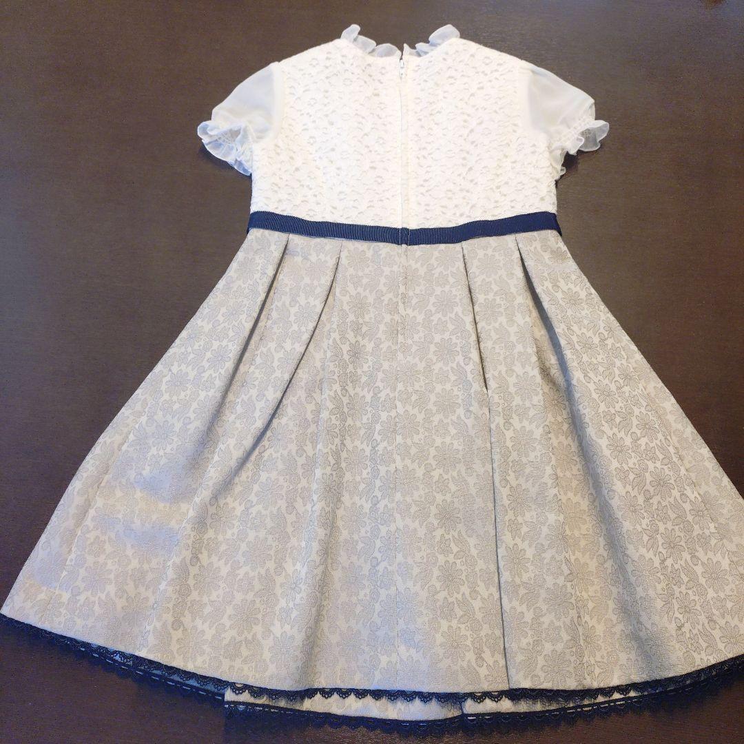 ブレザーとワンピース　120