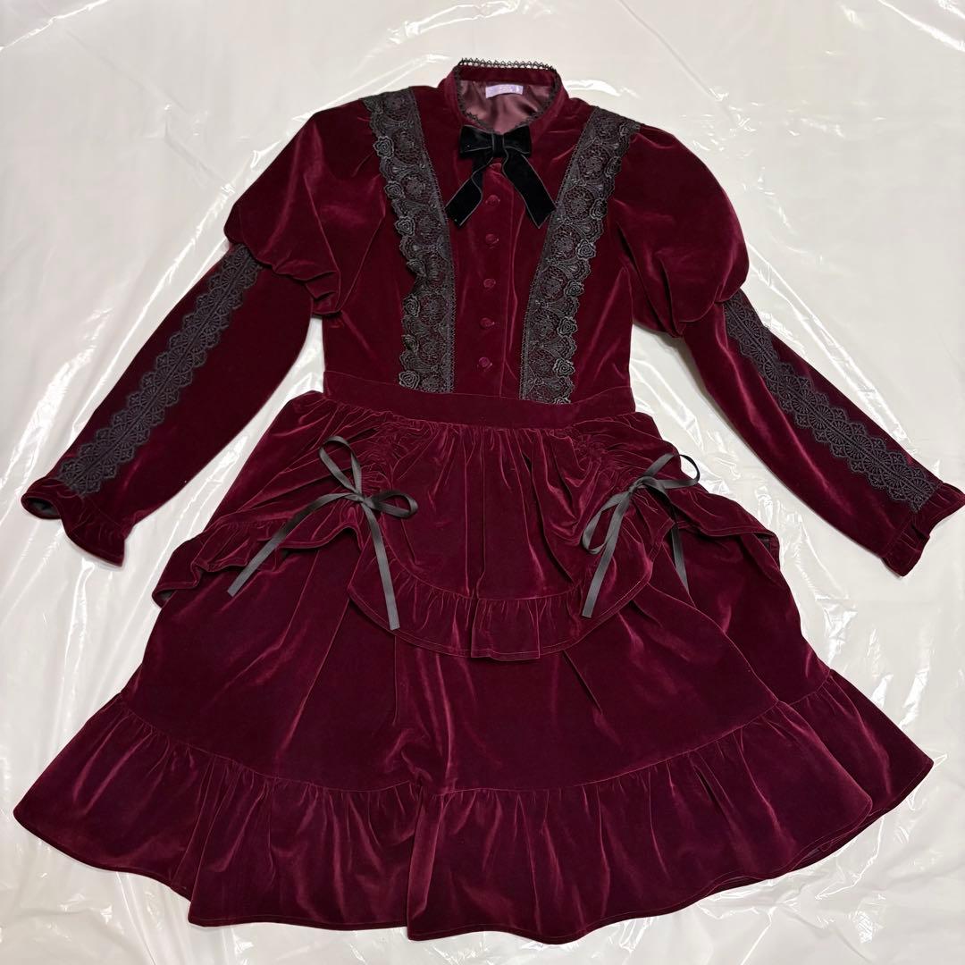 axes femme kawaii ベルベットドールワンピース