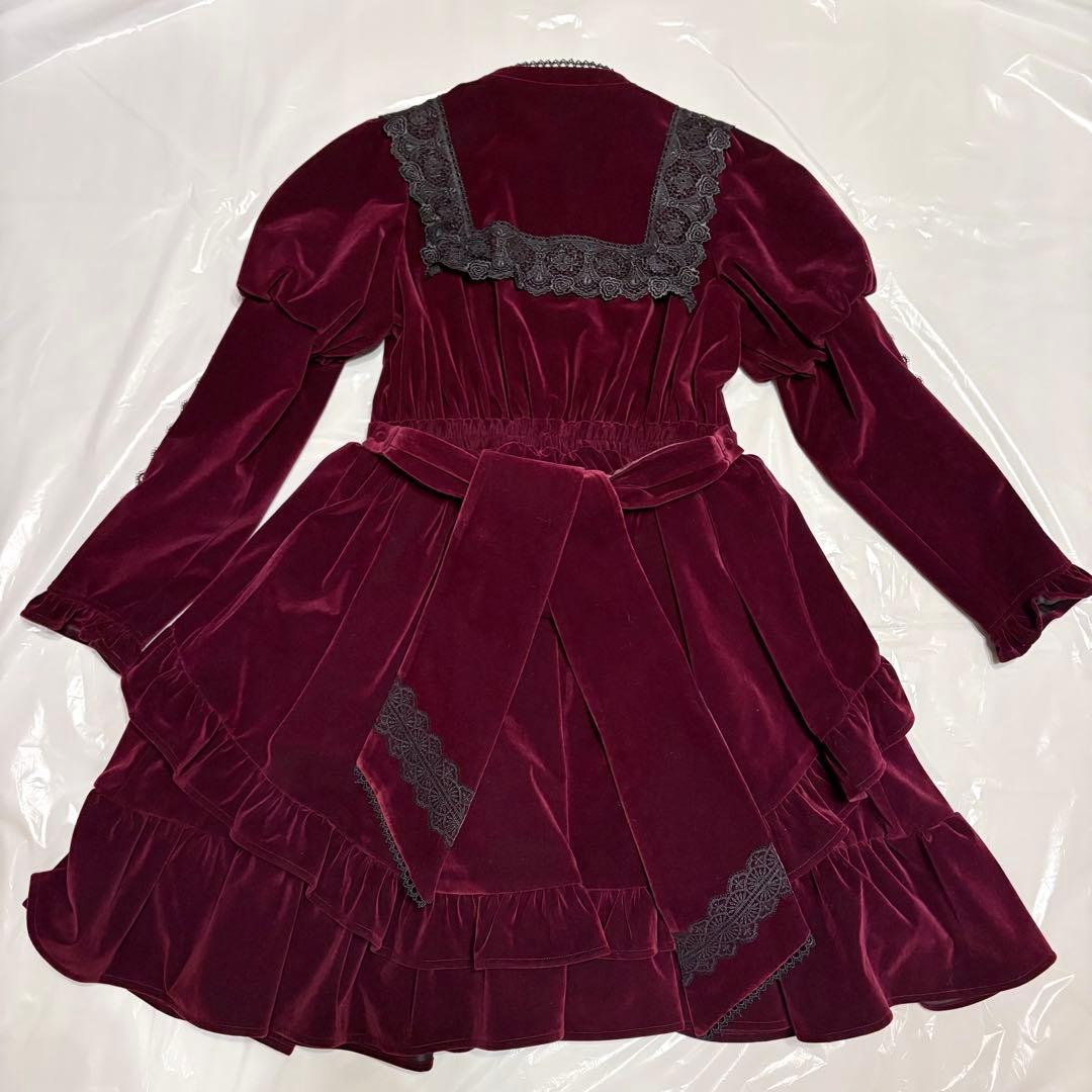 axes femme kawaii ベルベットドールワンピース