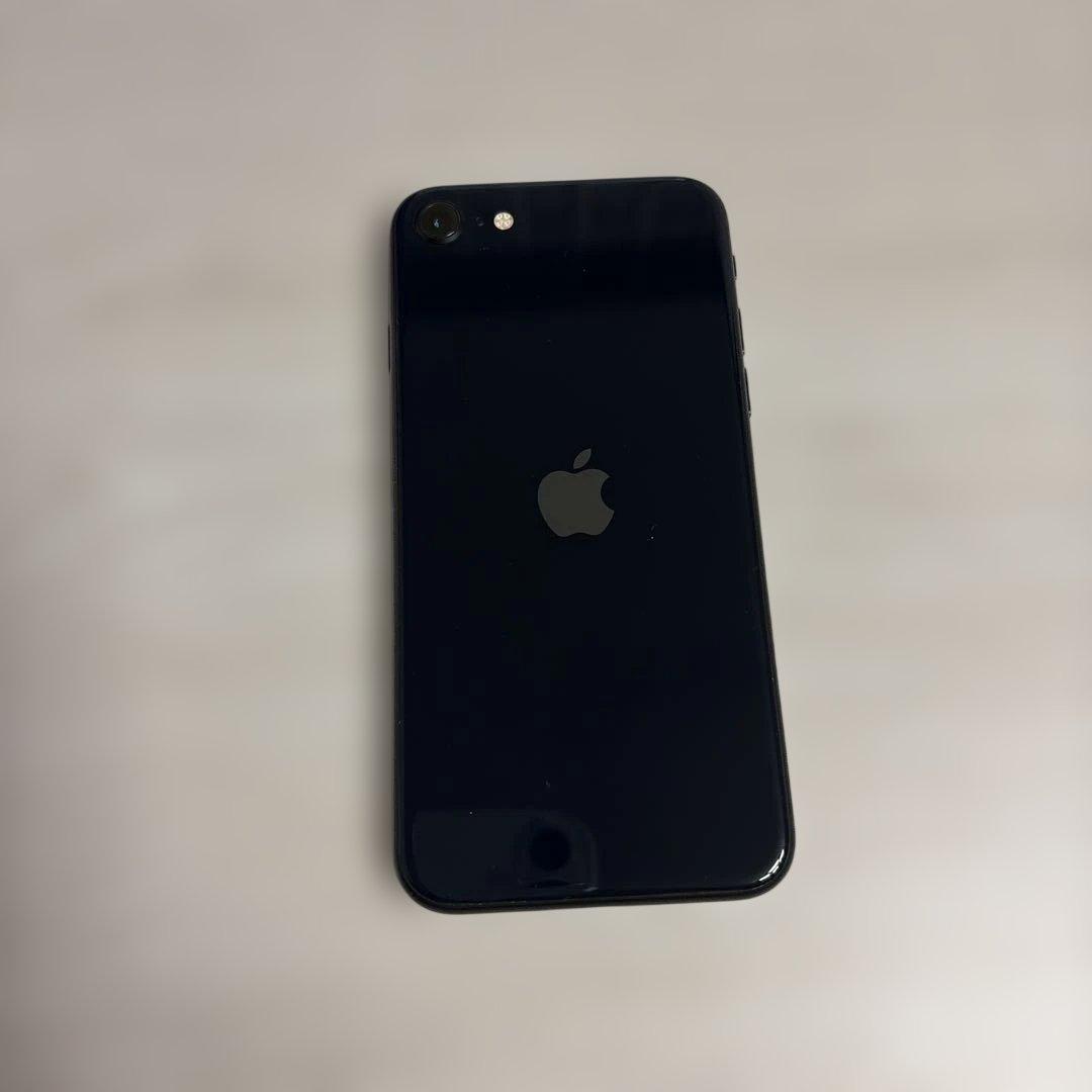 Apple iPhone SE (第三世代)ブラック 64G