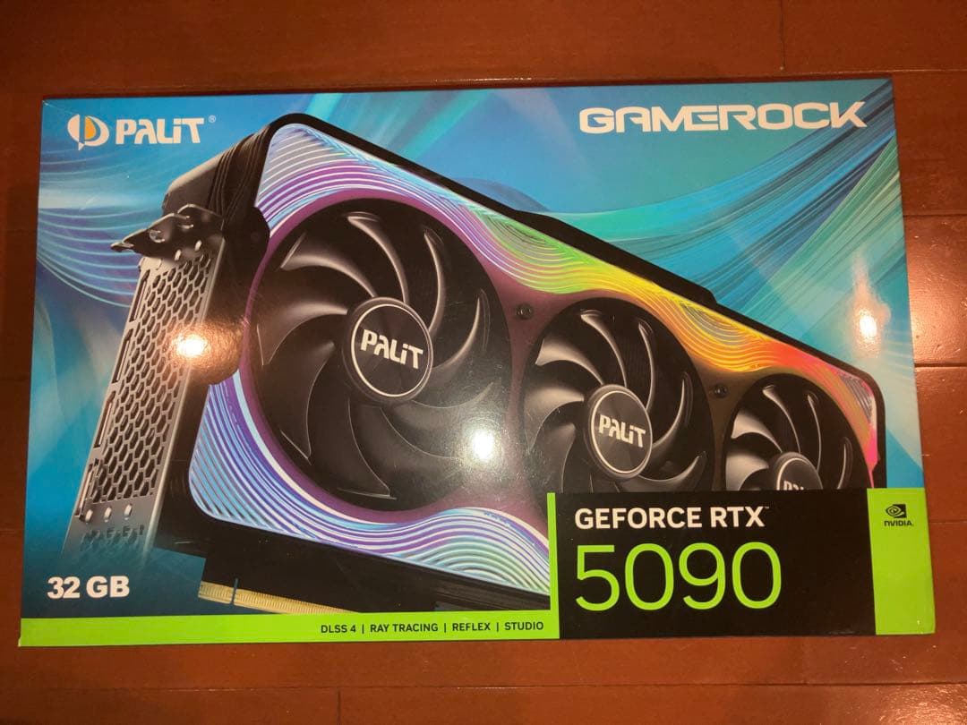 Palit GeForce RTX™ 5090 GameRock 中古