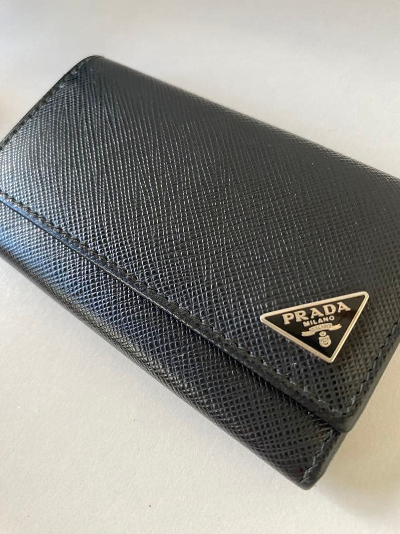 プラダキーケース