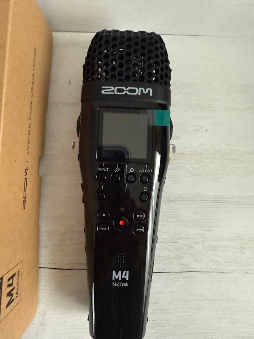 【新品同様】ZOOM M4 MicTrak 4トラック フィールド＆レコーダー