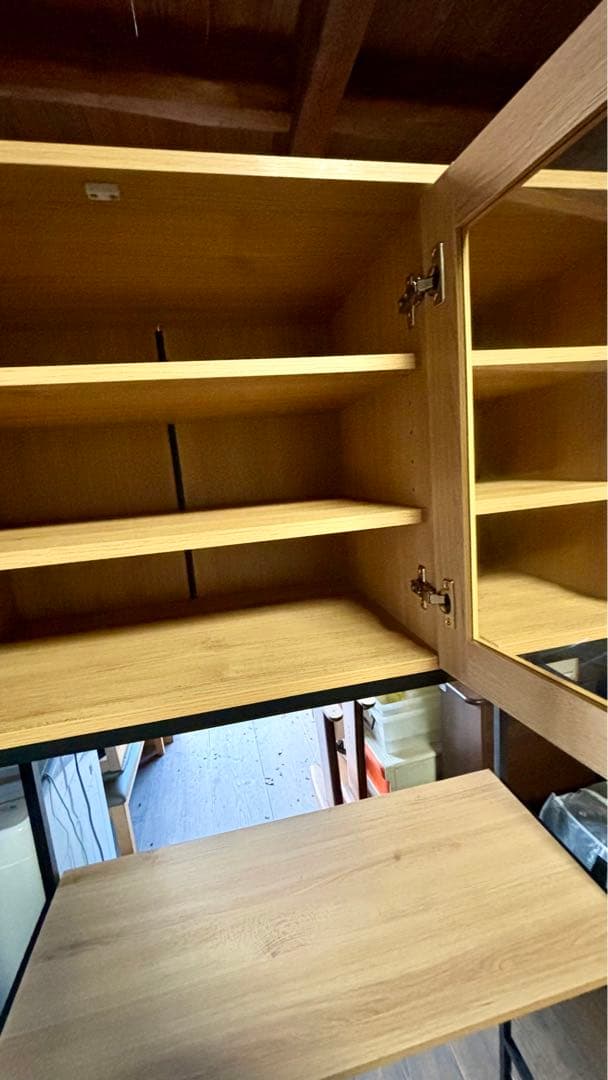 〈とても綺麗〉 食器棚 ごみ箱上ラック 木製 ガラス扉付き 大容量 完成品