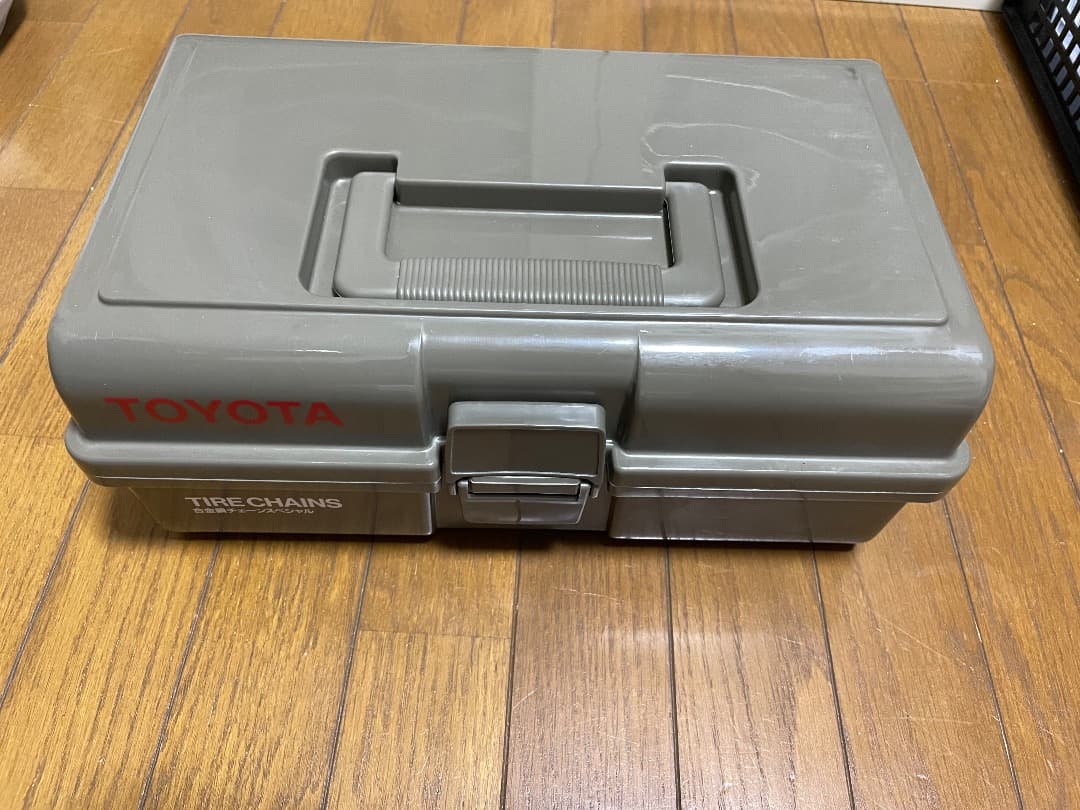 クラウン　トヨタ純正スノーチェーン　TOYOTA　新品未使用　225/45R18