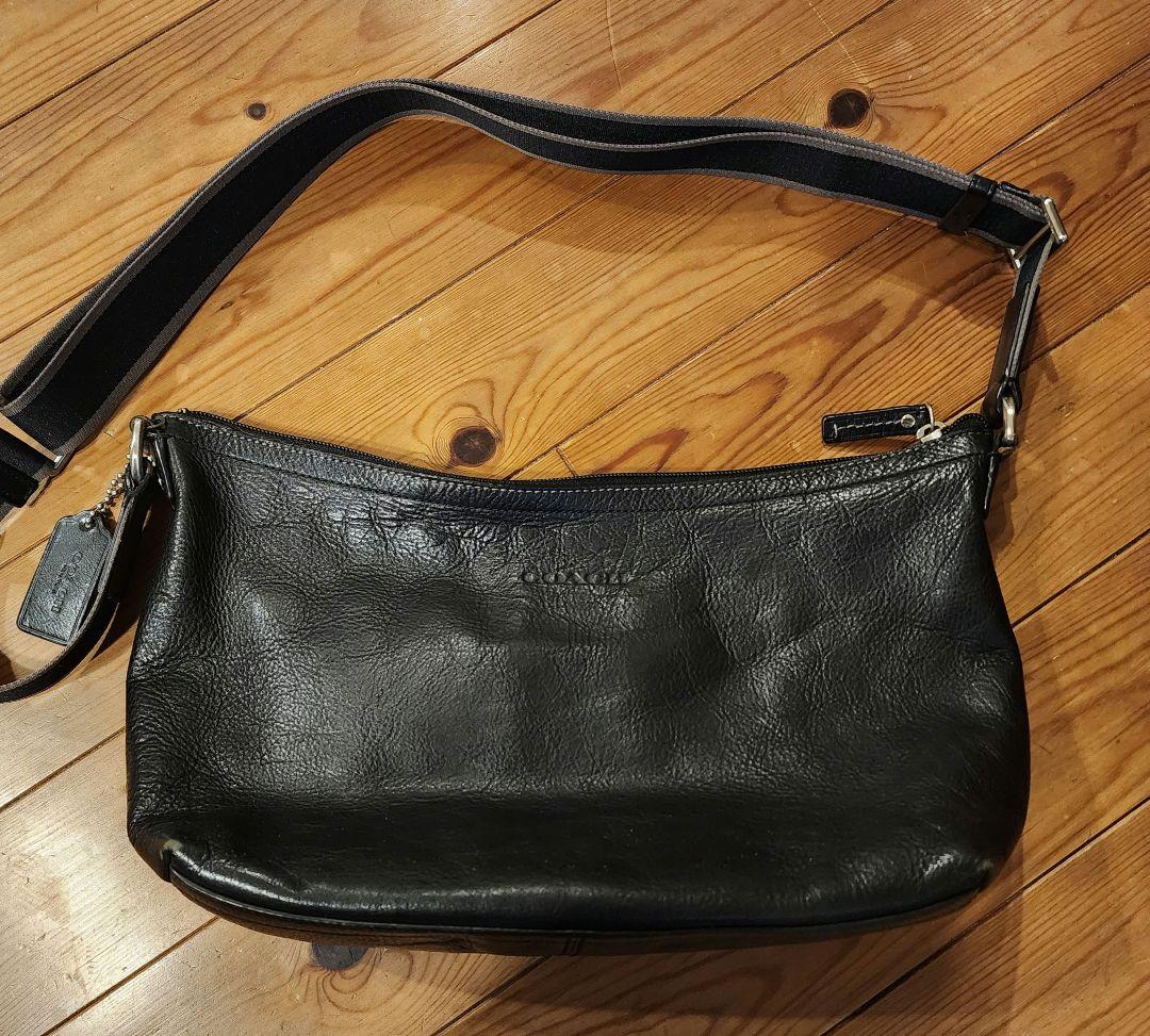 COACH　ショルダーバッグ　ブラック