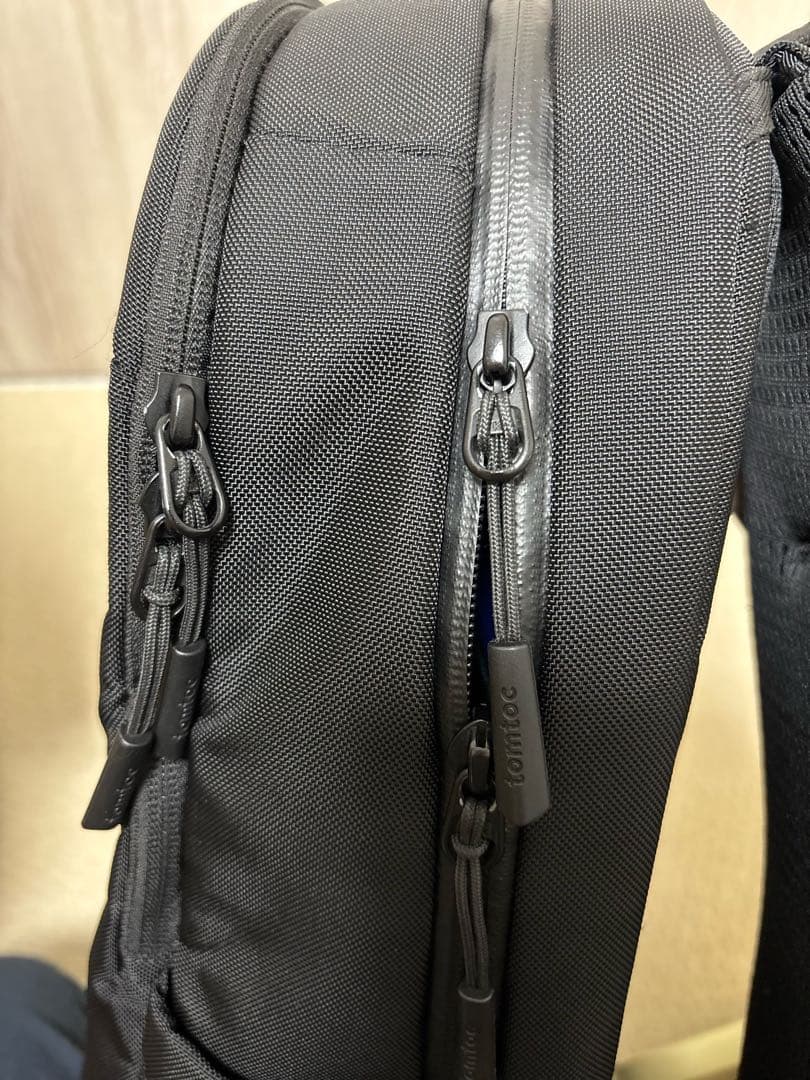 [tomtoc]15.6インチPC対応 ビジネスリュックCordura 20L