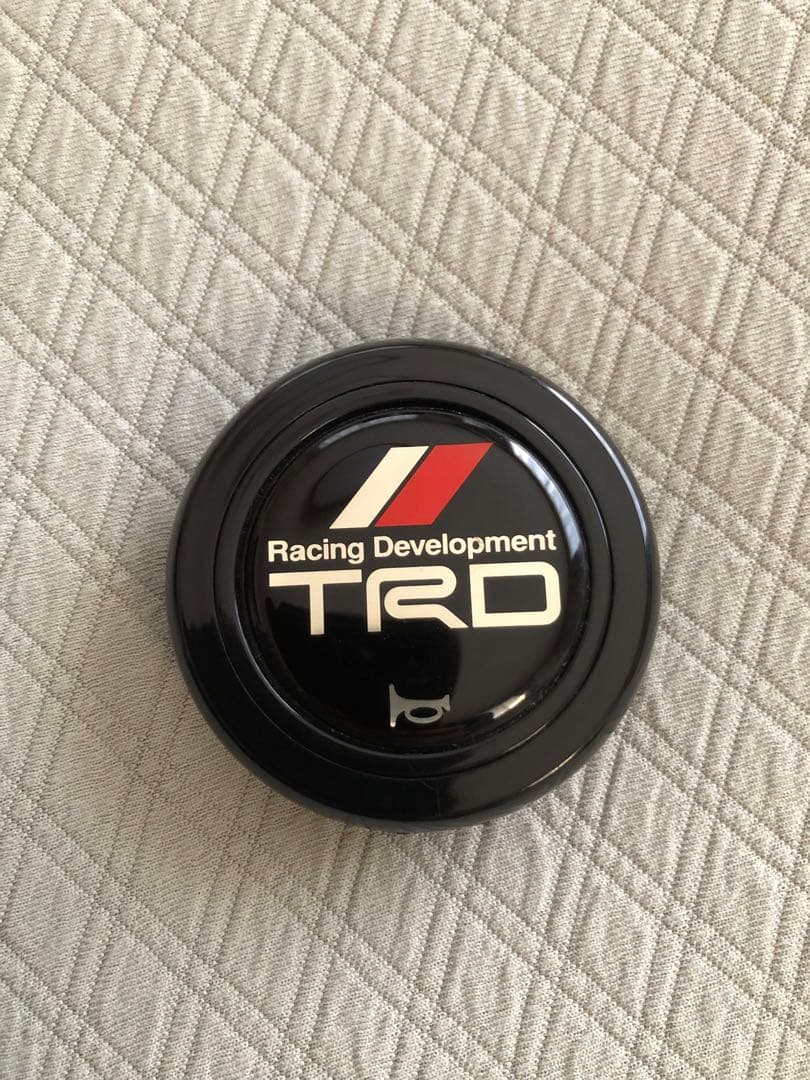 TRDホーンボタン