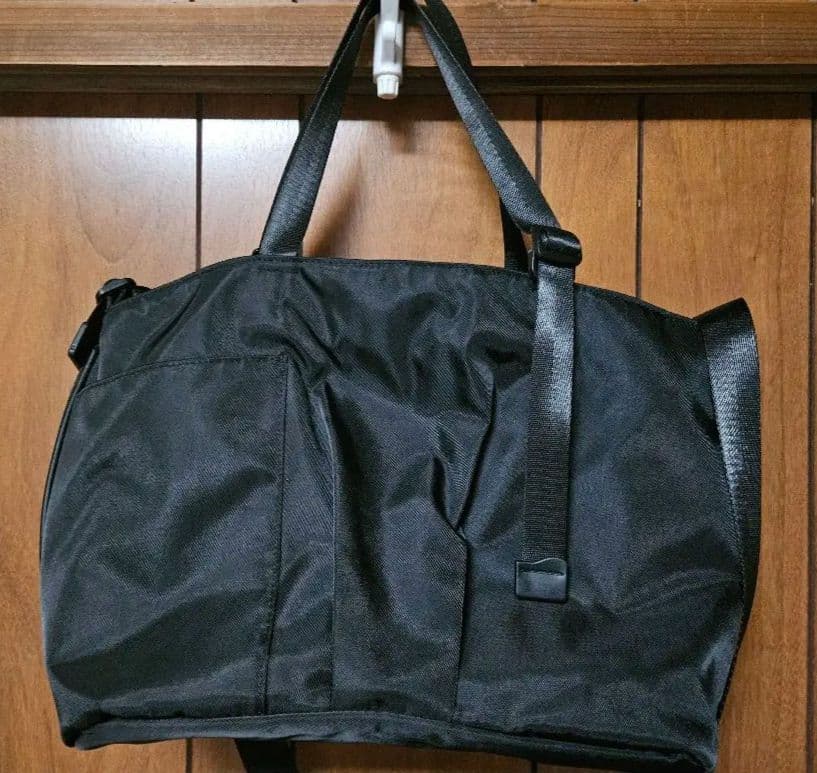 イアパピヨネ　アジャスタートートバッグ横型