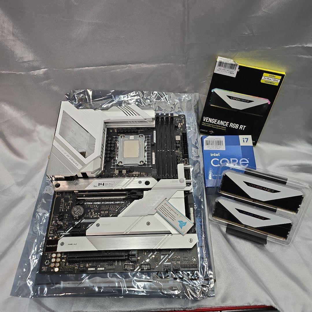 マザーボード ROG STRIX Z690-A GAMEING D4 i7-13700K